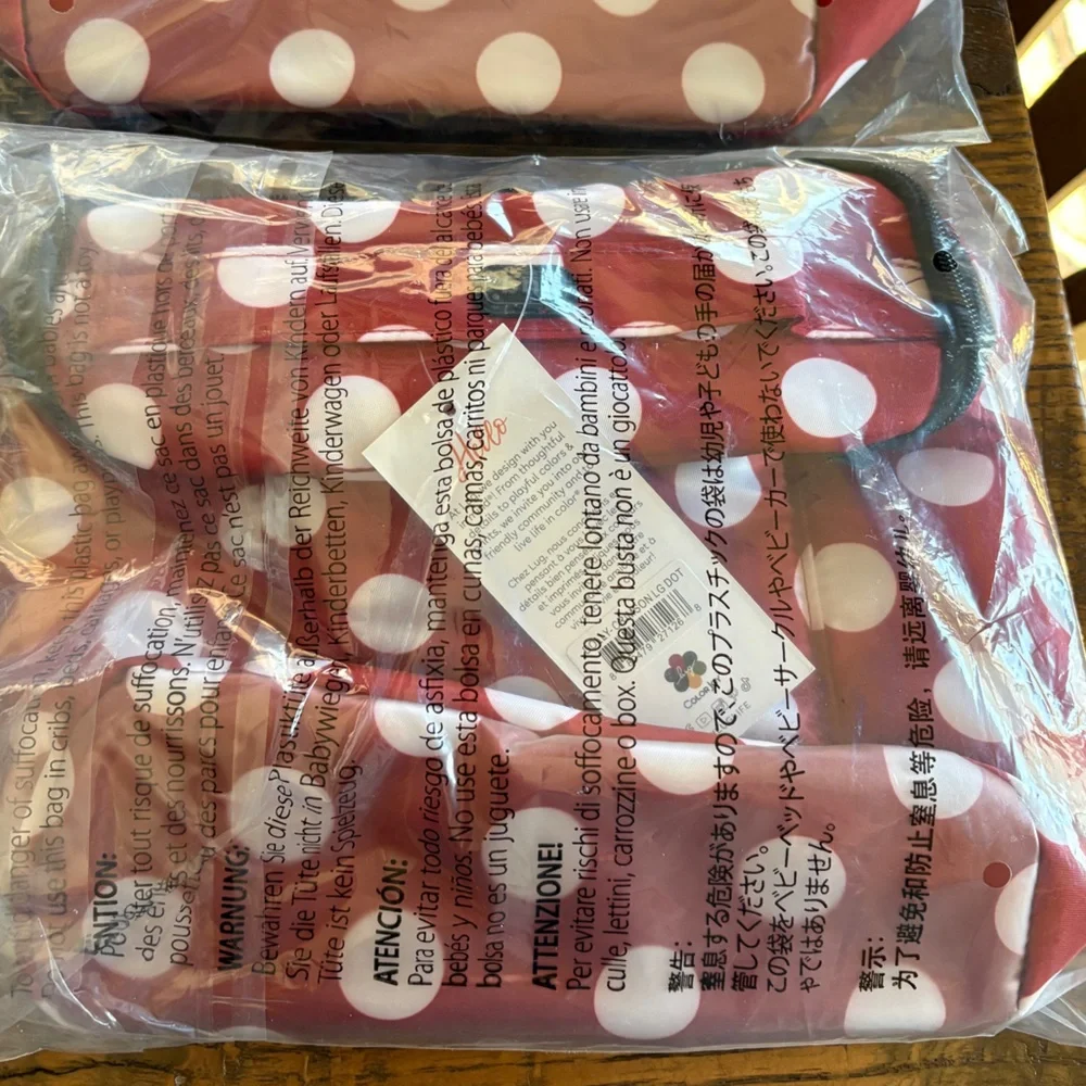 Lug Dolly Cosmetic Bag. Crimson Large Dot. NWT still in plastic